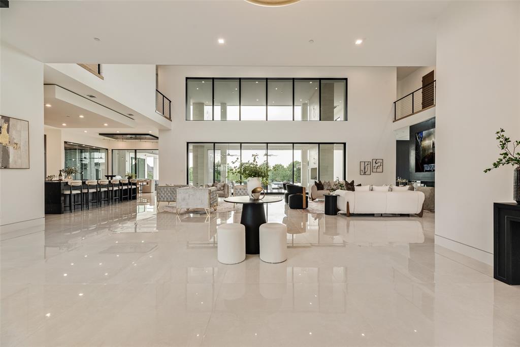 410 S White Chapel Boulevard