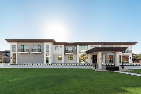 Photo of 410 S White Chapel Boulevard, Southlake, TX 76092 (MLS # 21216332)