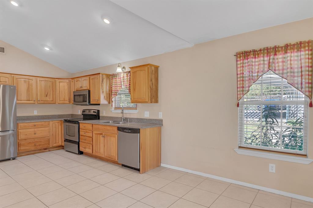 LAKE TAWAKONI - Residential