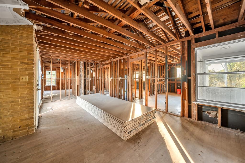 Bjt Lewis Surv Abs #225 - Residential