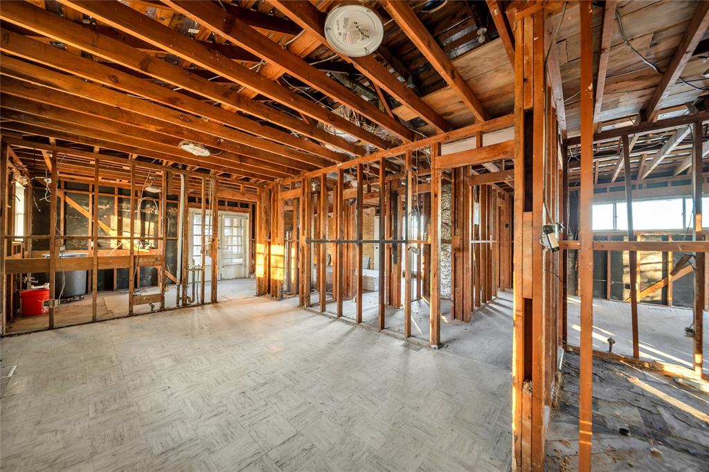 Bjt Lewis Surv Abs #225 - Residential