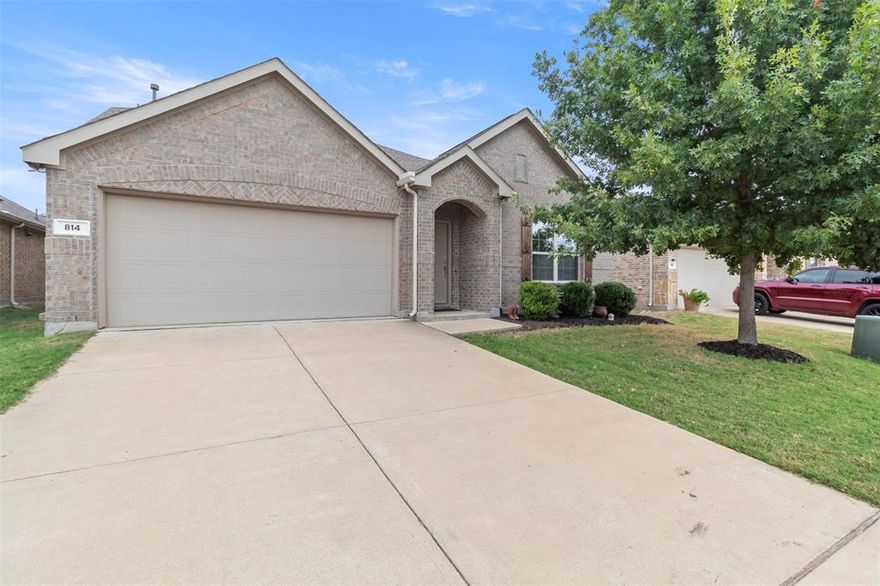 All new photos! You MUST see! This beauty just got a facelift with all new paint throughout, PLUS a Price Drop! BRING US AN OFFER! Priced to Sell! Highly Motivated Seller 
Welcome home to this beautiful property that’s ready for new memories! You’ll love the open floor plan, perfect for entertaining with a spacious kitchen that flows seamlessly into the living area and an inviting game room upstairs. A versatile flex room can be used as a home office, formal dining, or creative space. 
This home offers FOUR bedrooms; all located downstairs on the main level. Also, two and half baths are located downstairs as well! This home is perfect for entertaining, relaxing with plenty of space, or enjoying all of the neighborhood amenities like a park, pool, trails, and baseball fields!

Step outside to enjoy the covered back porch, ideal for relaxing or hosting gatherings year-round.

This home is perfectly positioned near a future city park and an existing fully stocked pond with scenic walking trails. The neighborhood also features an elementary school and middle school on site, along with a community park and pool.

Don’t miss this incredible opportunity—schedule your showing today and make this your new home!