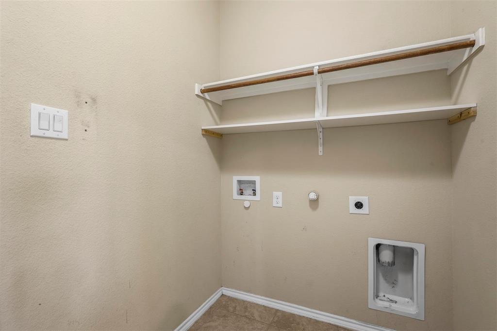 Westover Village Estates Ph - Residential Lease