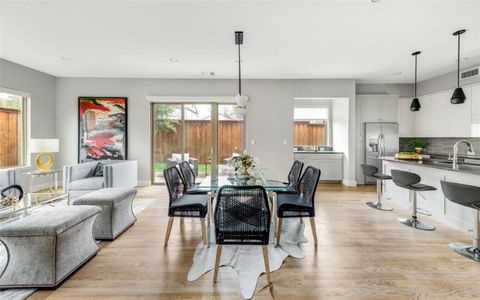 Tiny photo for 3706 W Beverly Drive, Dallas, TX 75209 (MLS # 21101039)