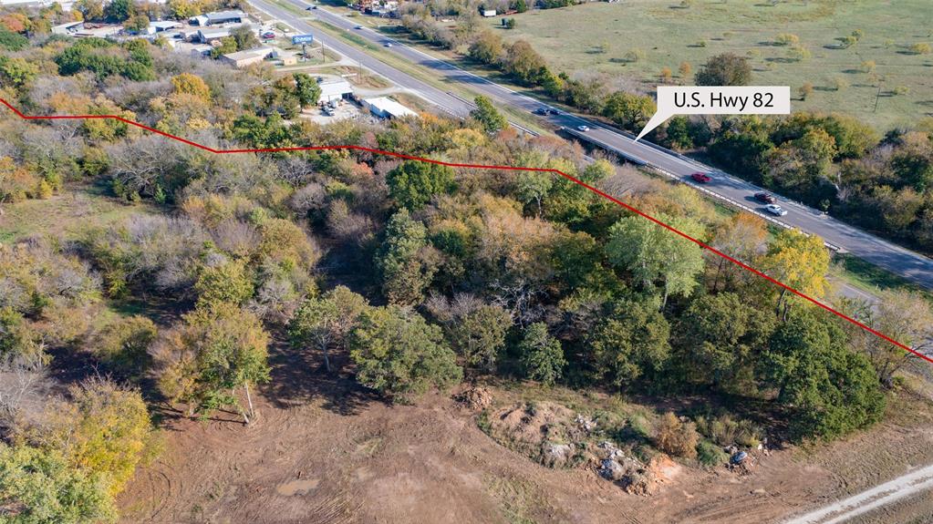 4401 E Highway 82