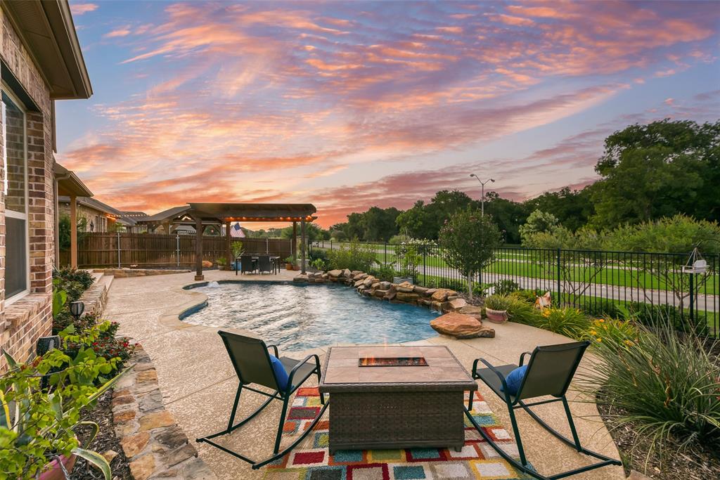 406 Oakcrest Drive