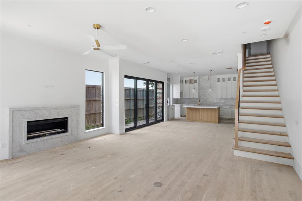 4328 Glenwick Lane