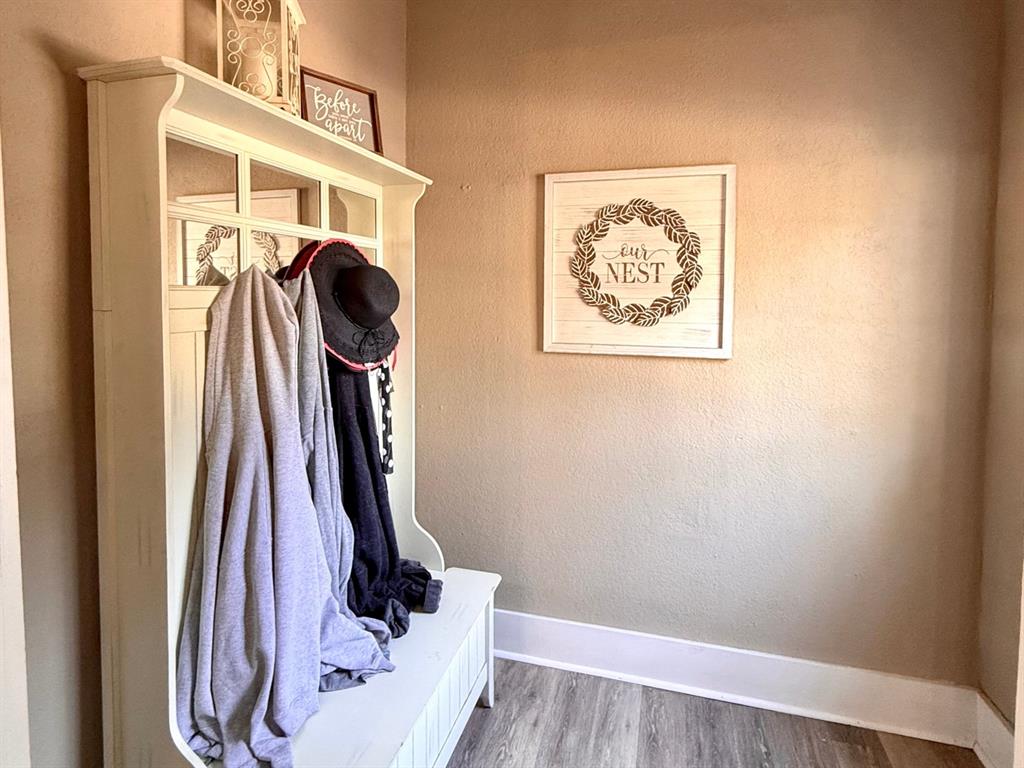 SHANNON R E 1ST ADDN - Residential