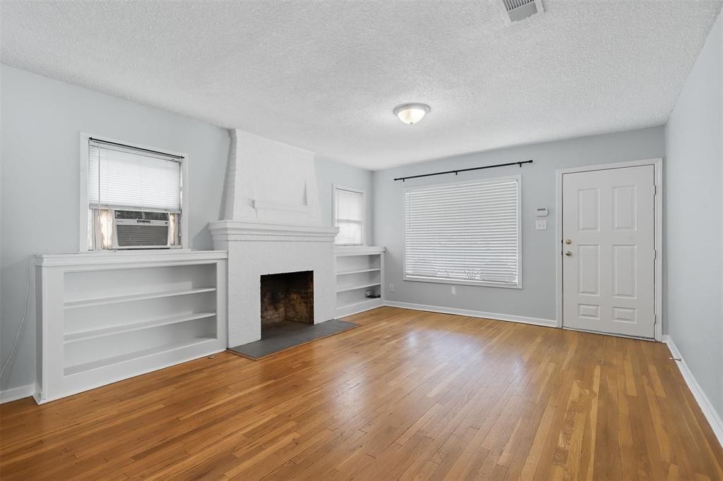 Chamberlain Arlington Heights 1st - Residential Lease