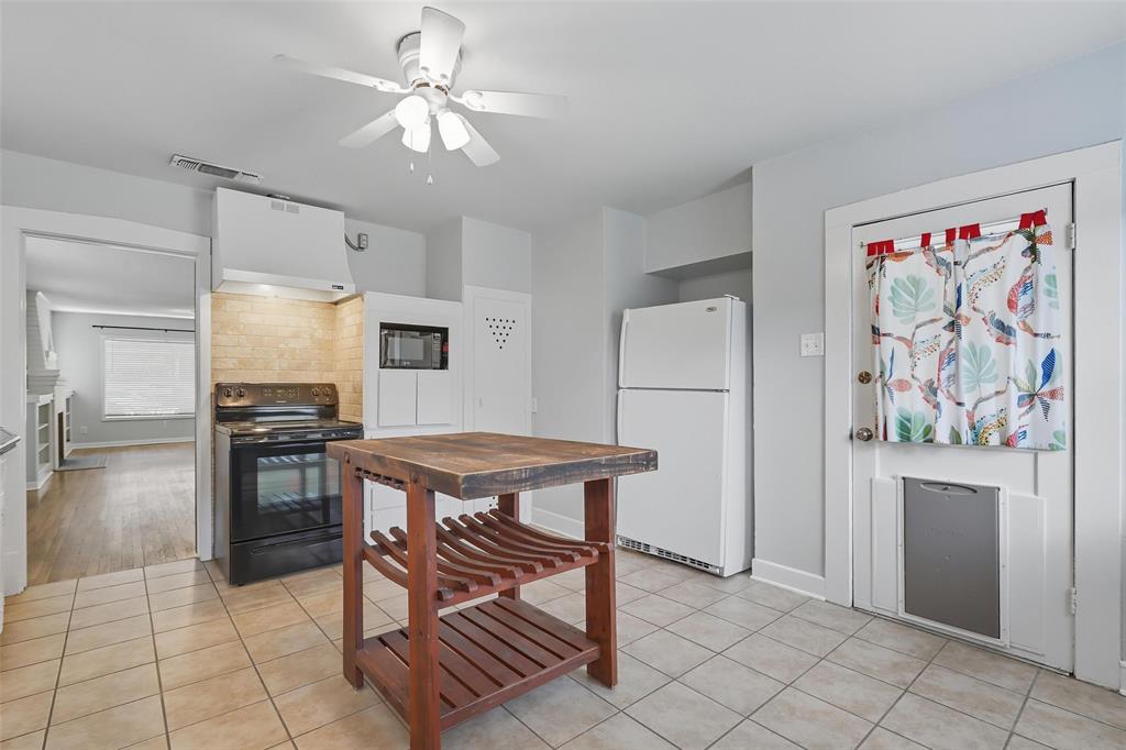 Chamberlain Arlington Heights 1st - Residential Lease