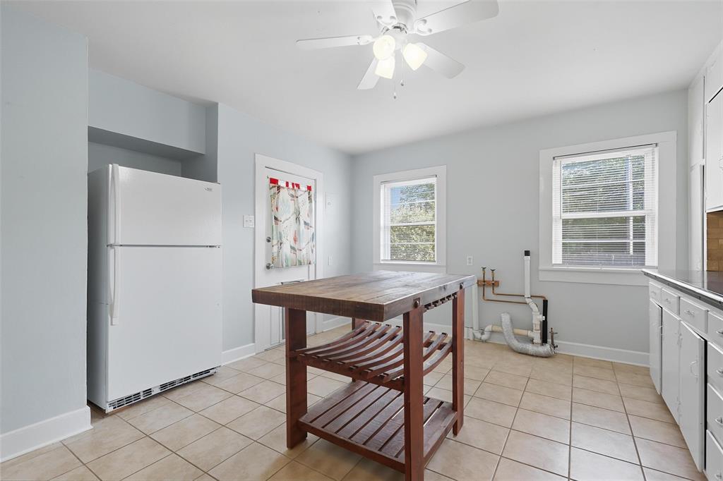 Chamberlain Arlington Heights 1st - Residential Lease