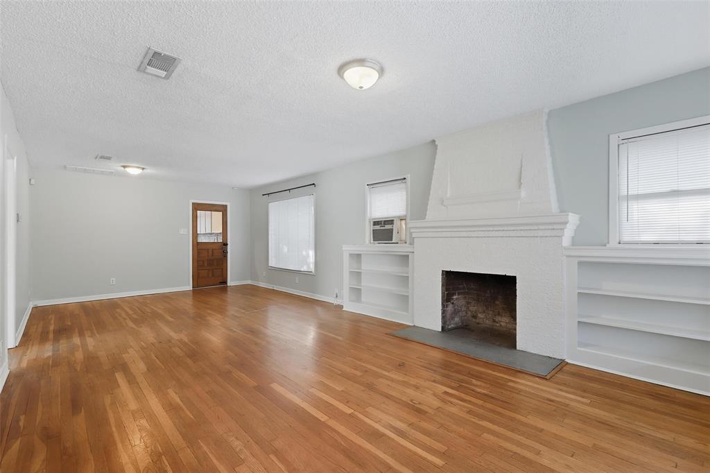 Chamberlain Arlington Heights 1st - Residential Lease