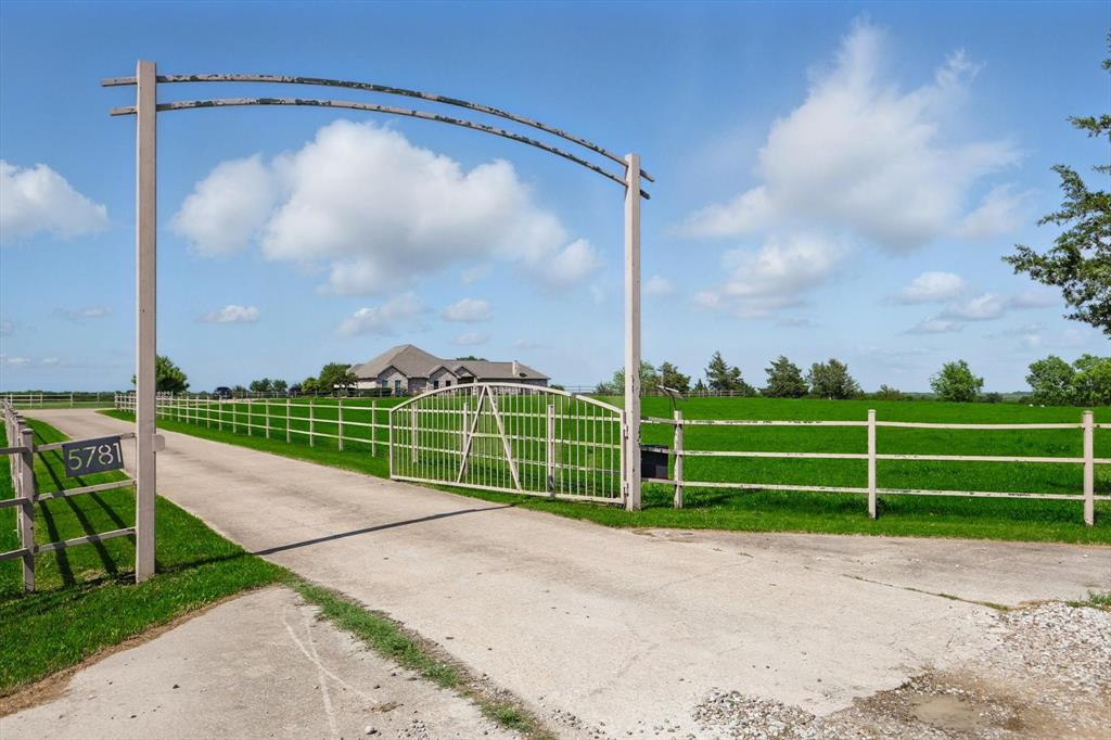 5781 County Road 471
