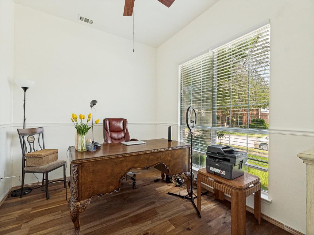 5913 Vineyard Lane