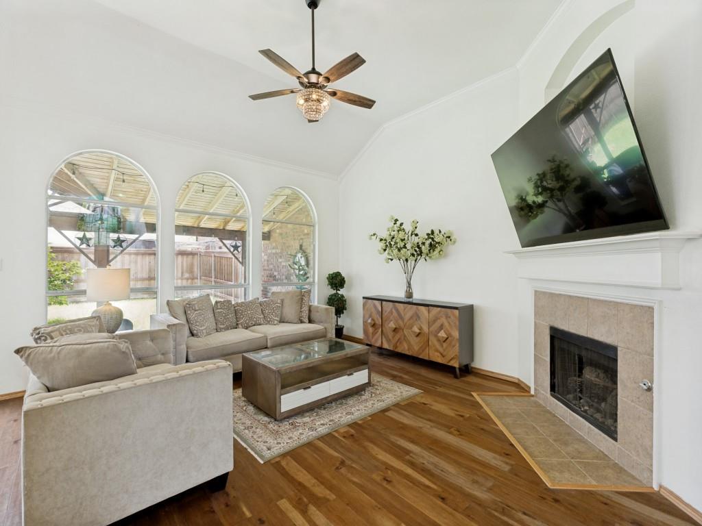 5913 Vineyard Lane