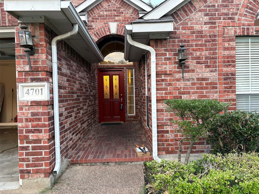 4701 Seachest Lane