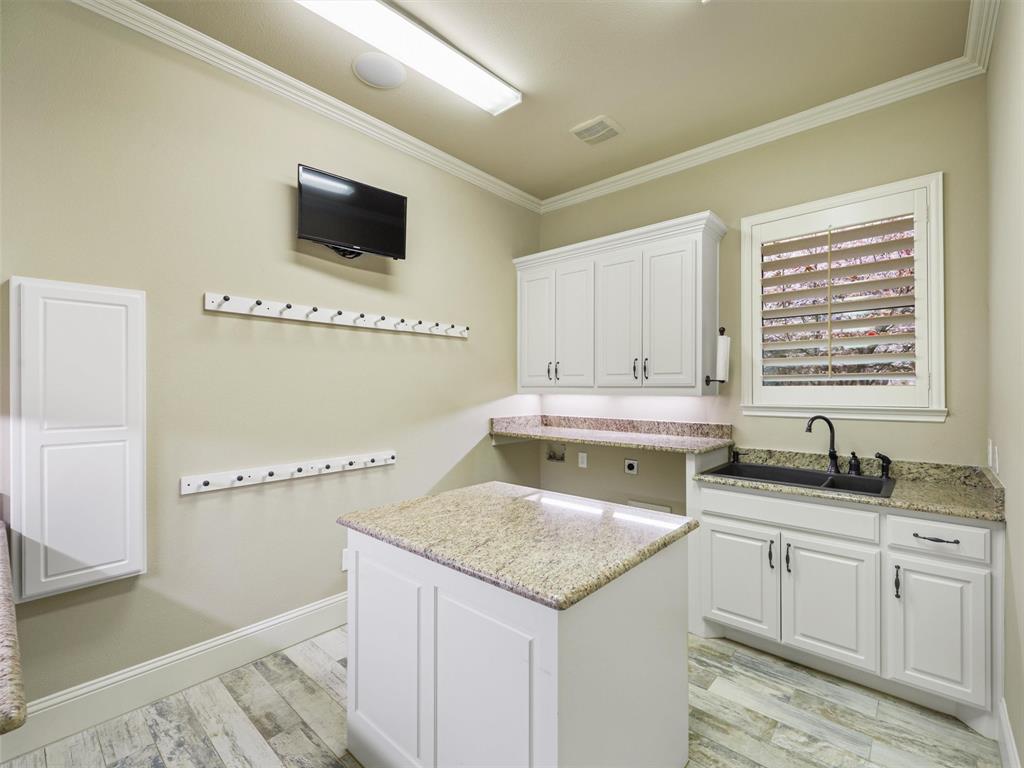 Wyndsor Pointe - Residential