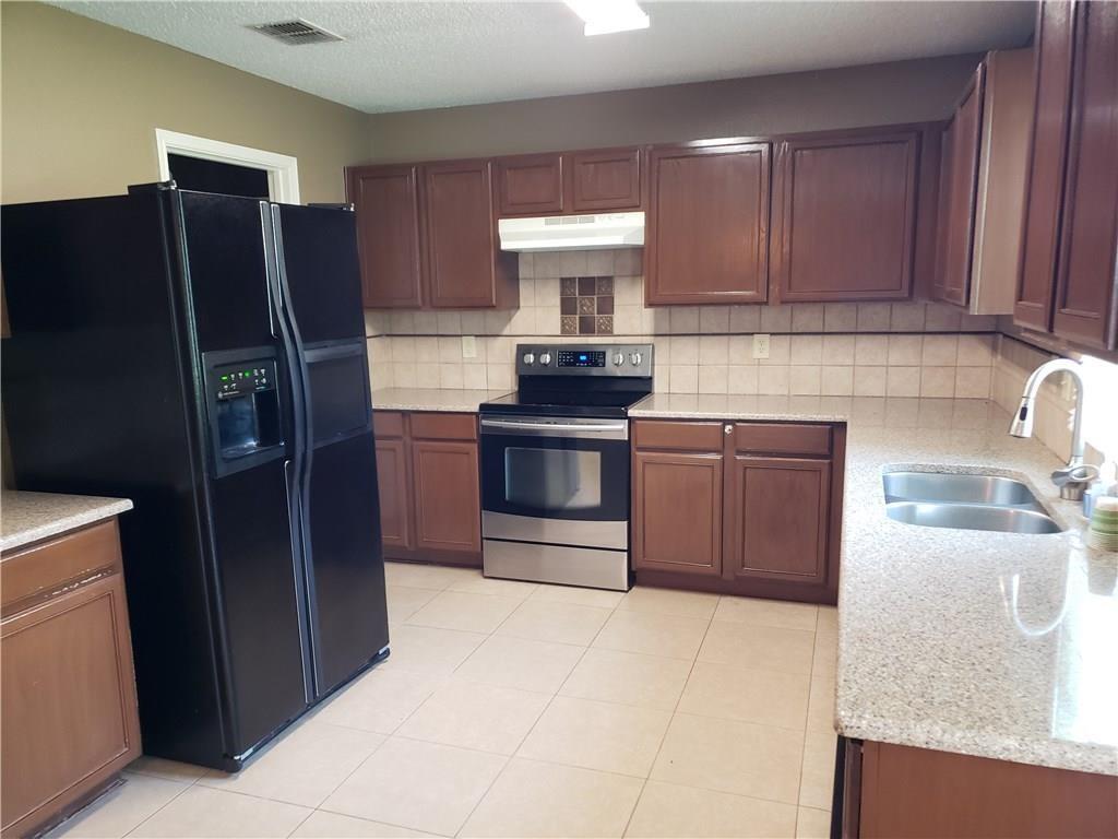 Creek Hollow Ph 2 - Residential Lease