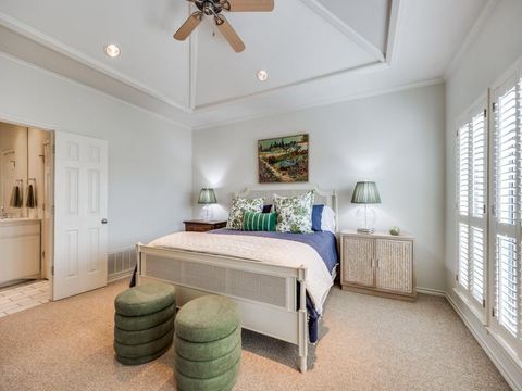 Tiny photo for 5 Duncannon Court, Dallas, TX 75225 (MLS # 21190871)