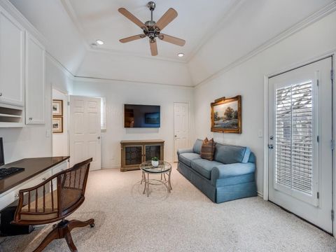 Tiny photo for 5 Duncannon Court, Dallas, TX 75225 (MLS # 21190871)
