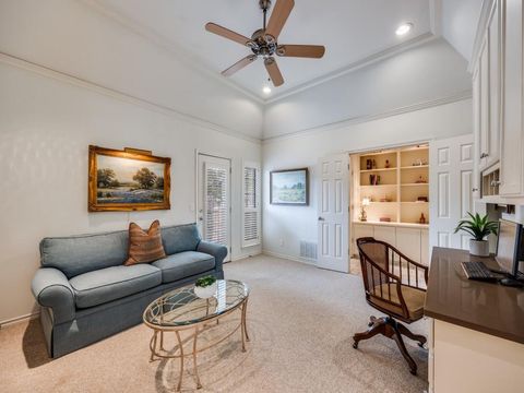 Tiny photo for 5 Duncannon Court, Dallas, TX 75225 (MLS # 21190871)