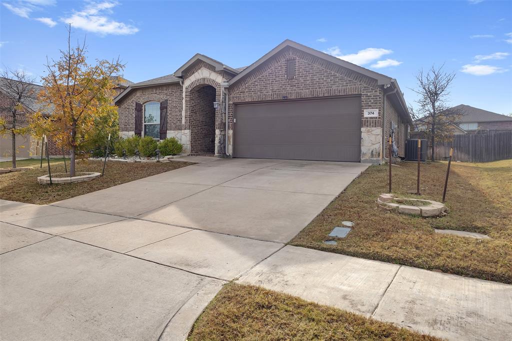 Mistletoe Hill Ph VI & Vii - Residential Lease