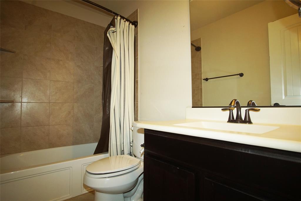 Mistletoe Hill Ph VI & Vii - Residential Lease