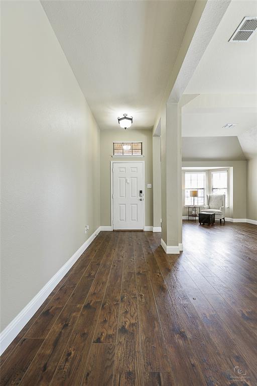 3805 Denridge Lane