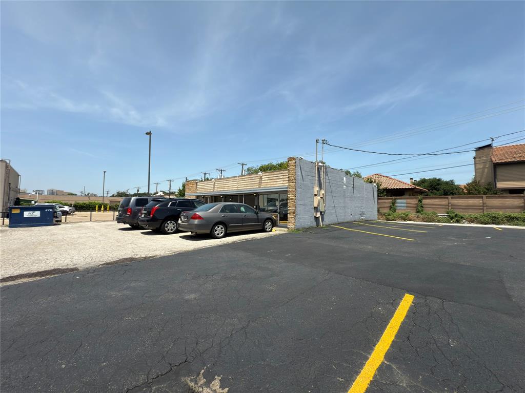 University Crossing - Commercial Lease