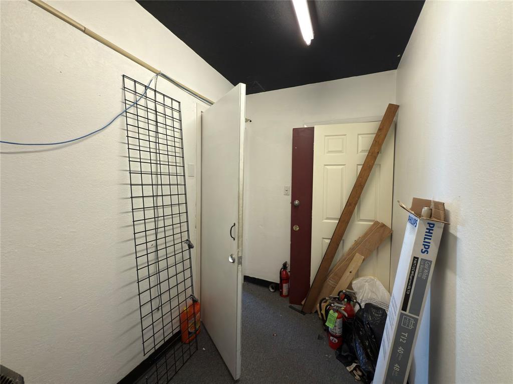 University Crossing - Commercial Lease