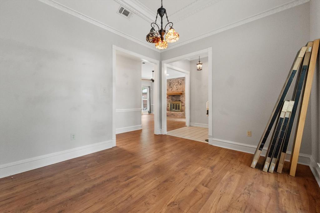 Royal Gate Add - Residential