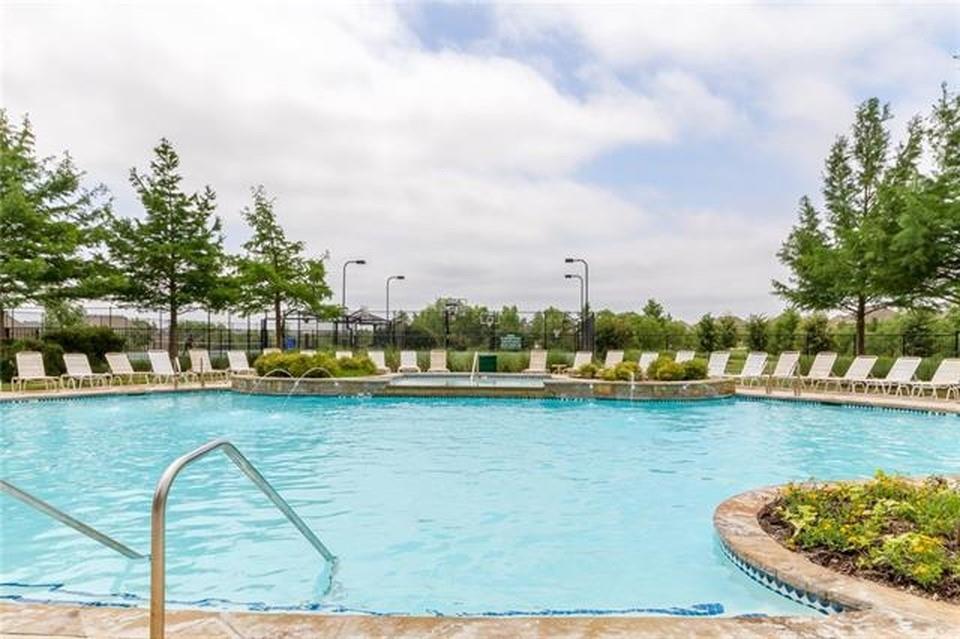 Villages Of Crawford Farms - Residential Lease