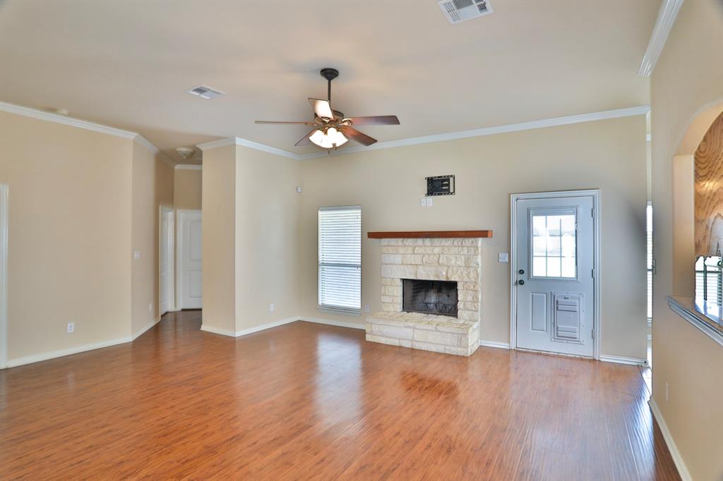 209 Prairie Crossing Court