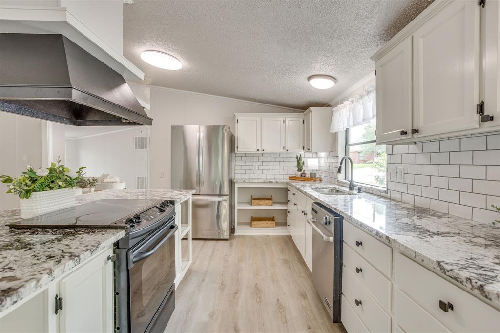 Canyon Creek III - Residential