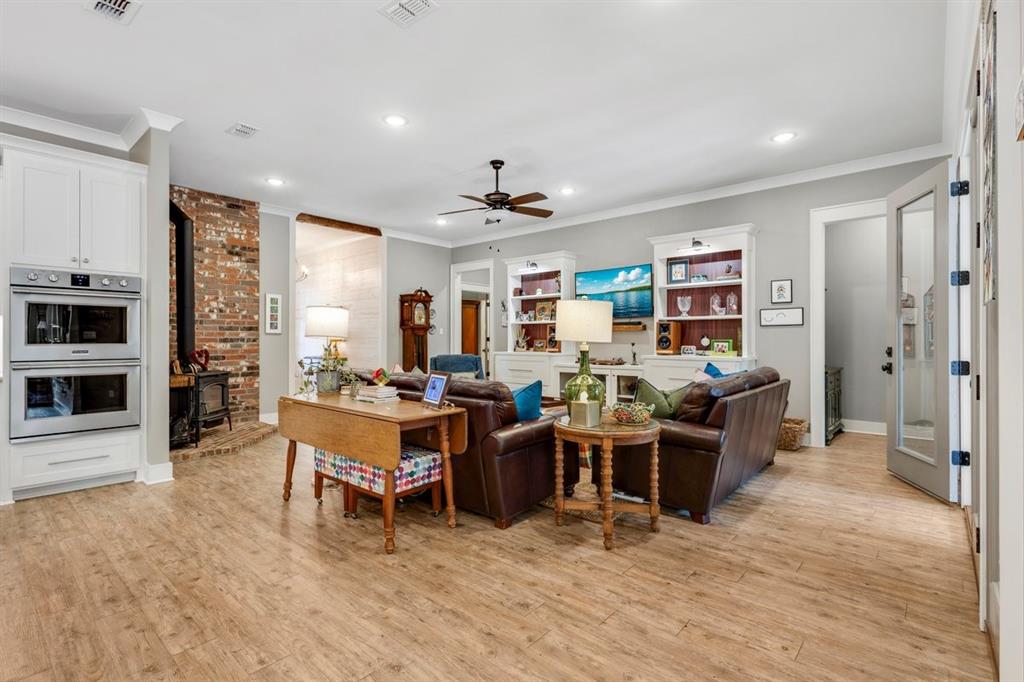 A100018-A0018 T QUEVADO - Residential