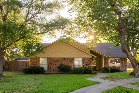 193 Simmons Drive Coppell TX 75019