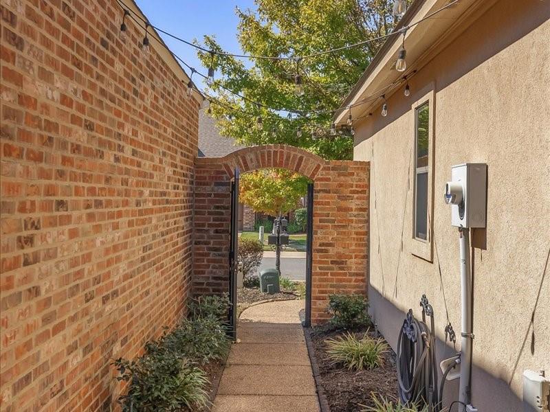 117 Arbor Place