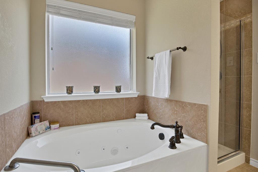 Mistletoe Hill Ph III - Residential