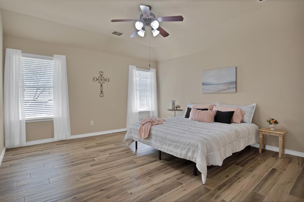 Mistletoe Hill Ph III - Residential