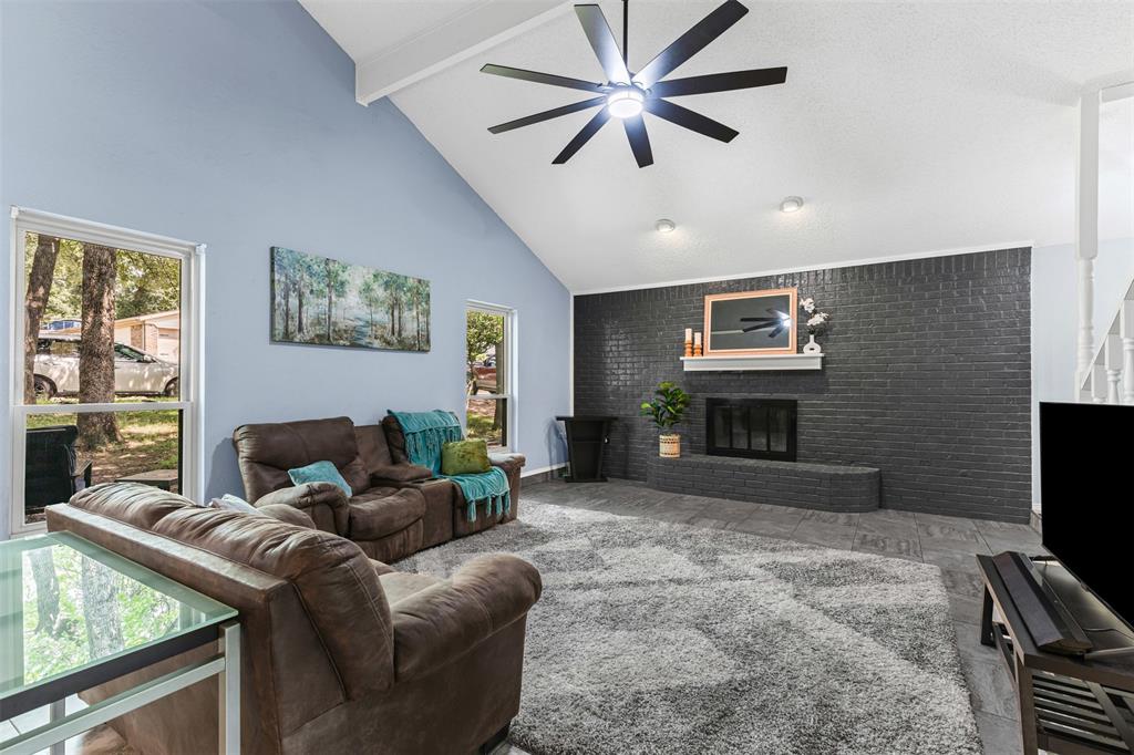 4910 Crest Drive