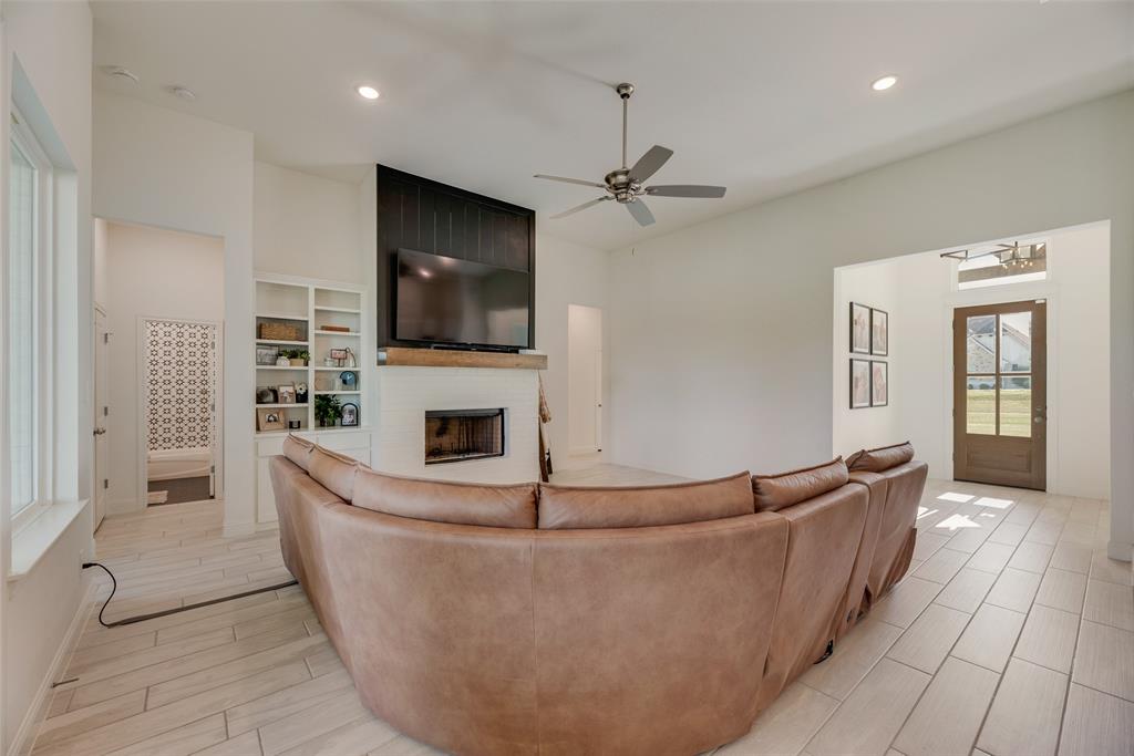 467 Red Bird Drive