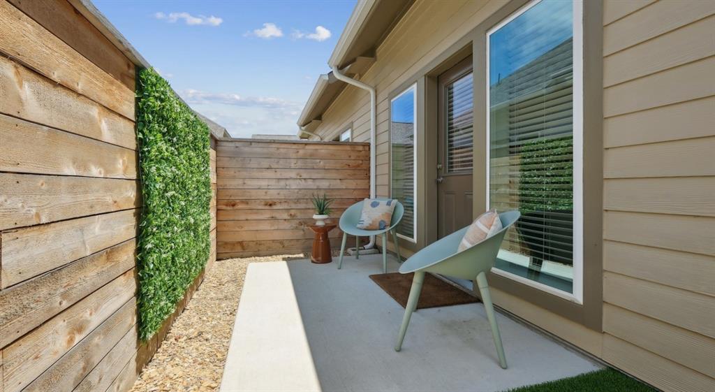 Avendale Painted Tree - Residential Lease