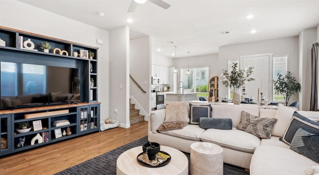 Avendale Painted Tree - Residential Lease