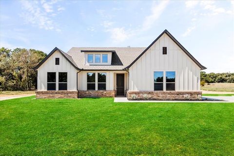 4004 Roan Court Springtown TX 76082
