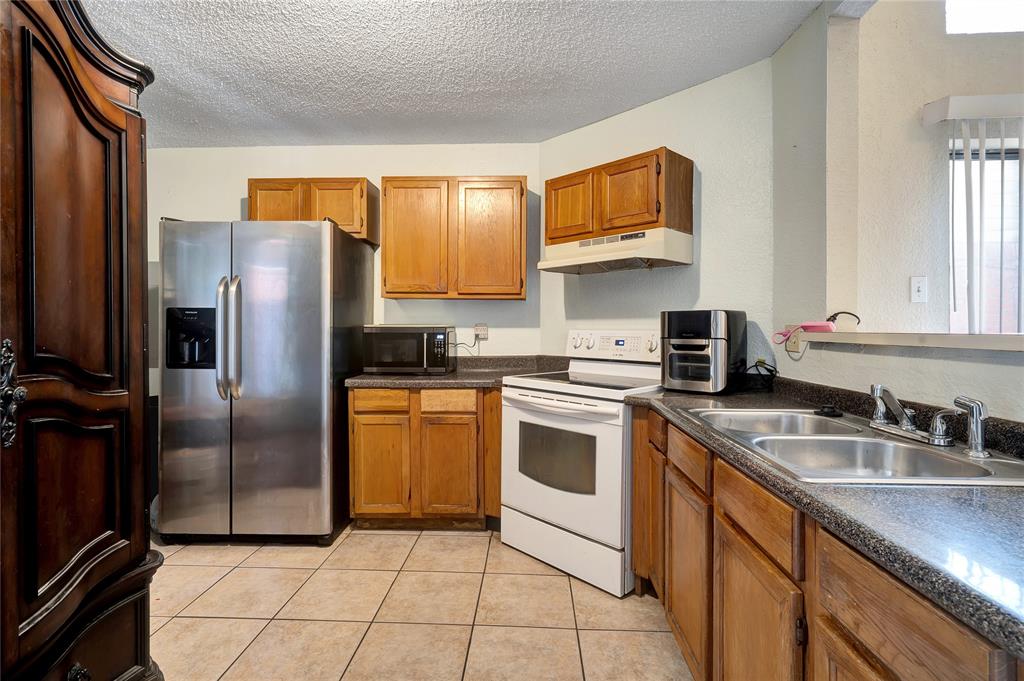 Hillside Oaks Ph 02 - Residential