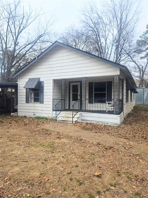 A home in Mineola