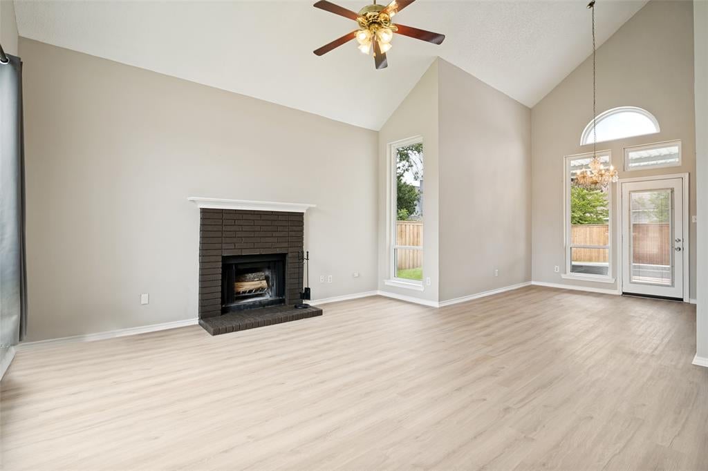143 Cresthaven Drive