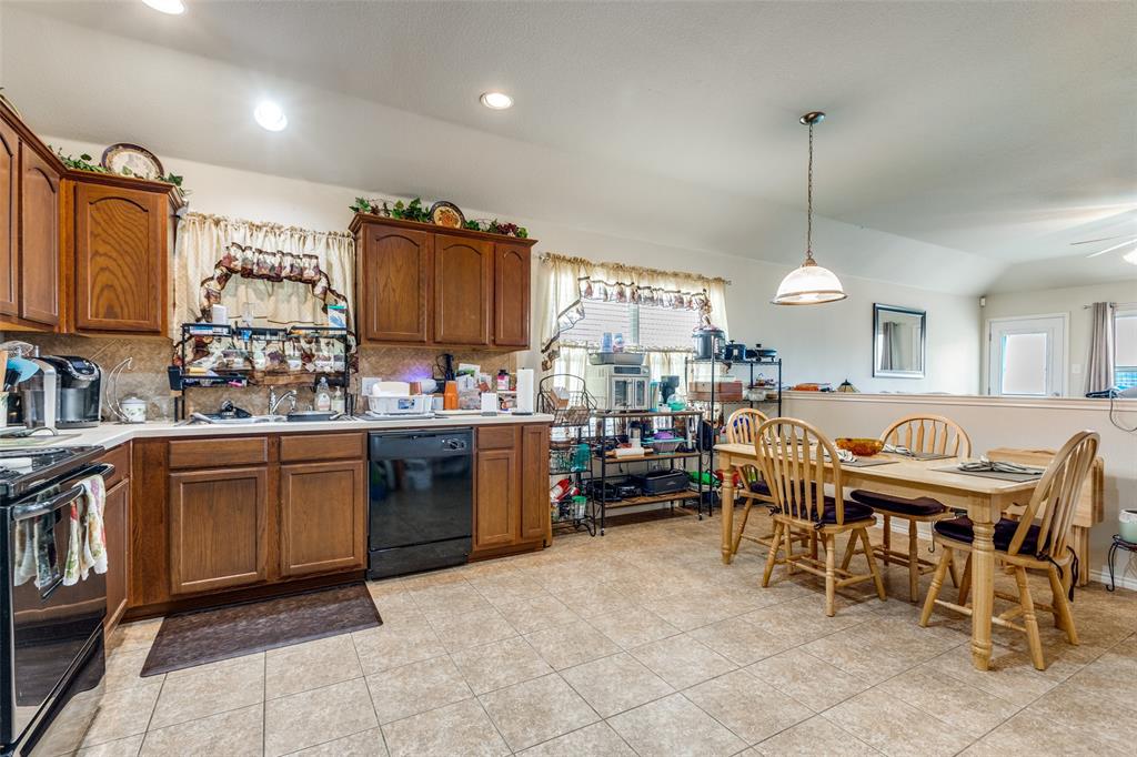 9513 Crooked Cat Drive