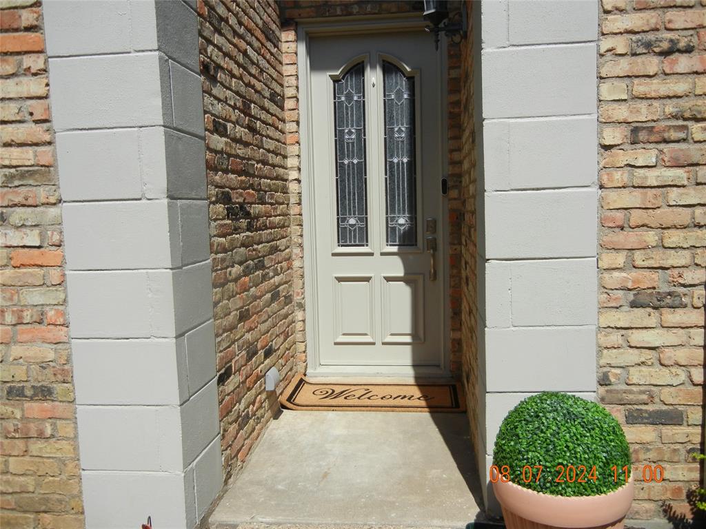 View Benbrook, TX 76132 townhome