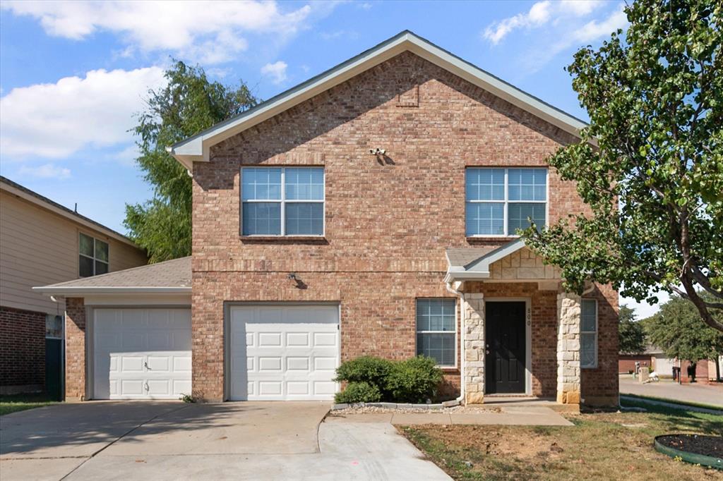800 Green Heath Avenue